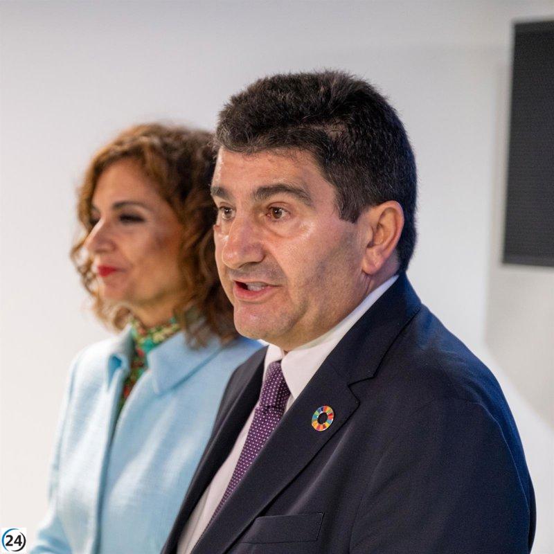 El presidente de Galicia insta a no bajar la guardia ante el narcotráfico y asegura que la región es segura.