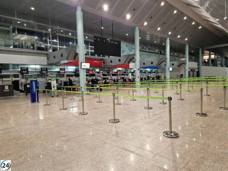 Los aeropuertos de Galicia registran una caída en el tráfico de pasajeros en octubre.