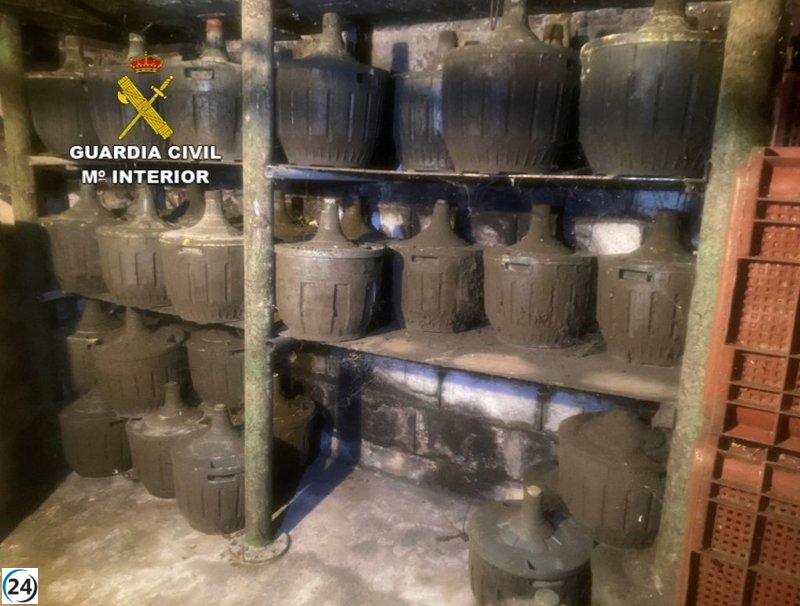 Incautan 704 litros de aguardiente de orujo en Salvaterra de Miño (Pontevedra)