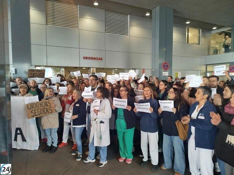 El enfermero atacado en A Coruña sigue hospitalizado, pero su estado mejora.