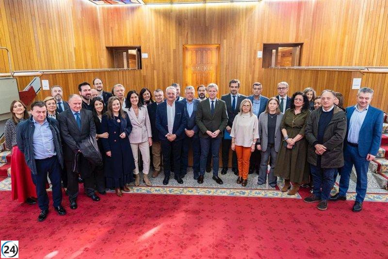 Altri intensifica su crítica en el Parlamento y Rueda arremete contra BNG y PSdeG: