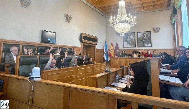 La demanda de los cuatro concejales expulsados del PSOE de Santiago avanza hacia una audiencia el 9 de mayo.