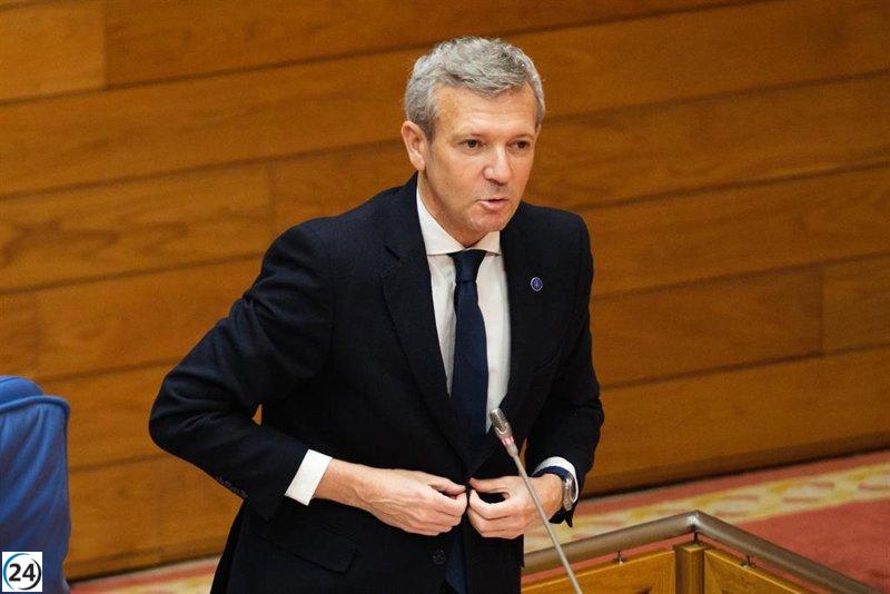 Rueda propone a la oposición un acuerdo sobre empleo y energía tras criticar la falta de presencia de Besteiro.