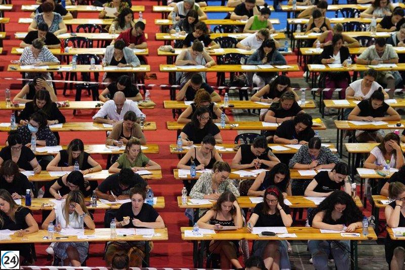 El Sergas lanzará en 2025 una OPE ampliada con mil puestos de enfermería y más de 1.100 para auxiliares.