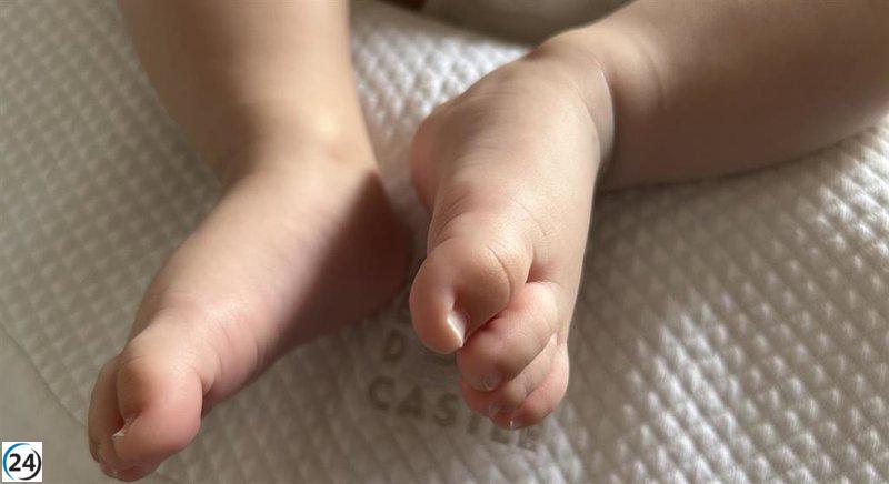 Galicia registra una nueva caída del 1% en los nacimientos durante mayo.