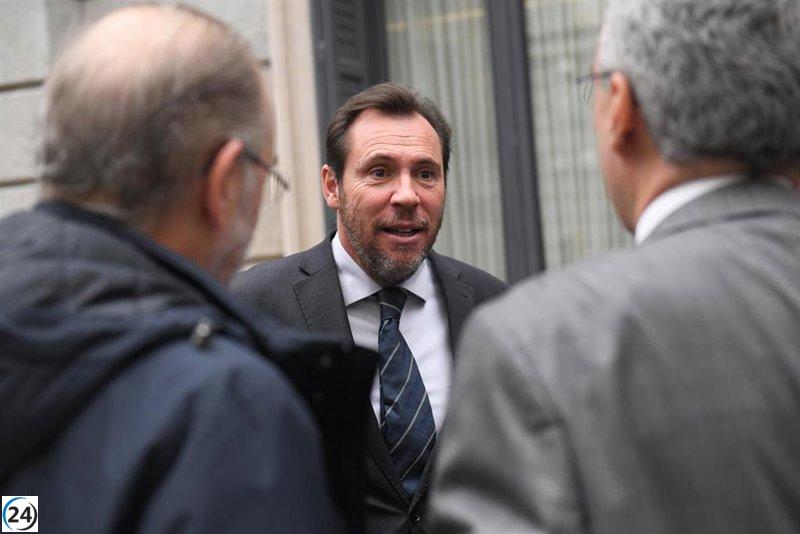 El Gobierno planea extender la red de Cercanías en Galicia hacia A Coruña y Vigo mientras concluye el análisis del servicio.