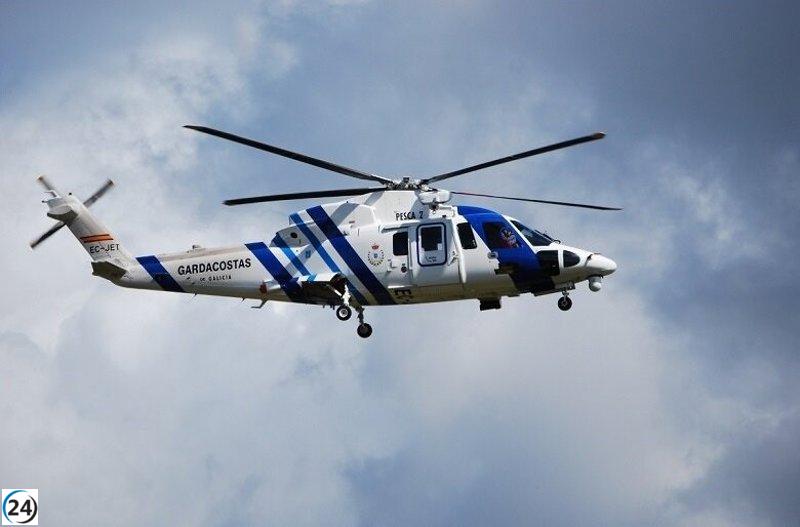 Ciclista rescatado en helicóptero tras accidente en zona remota de Culleredo, A Coruña.
