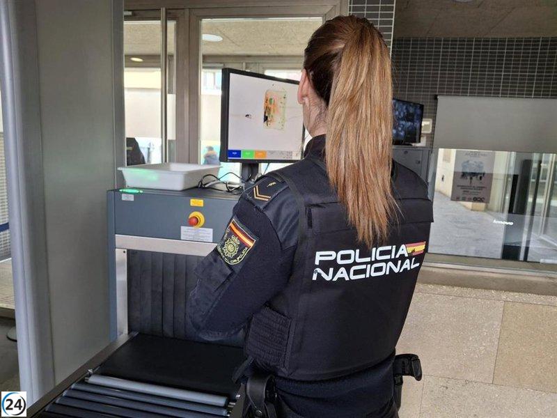 Cinco arrestos en operativo antidrogas en Fisterra y Arteijo.