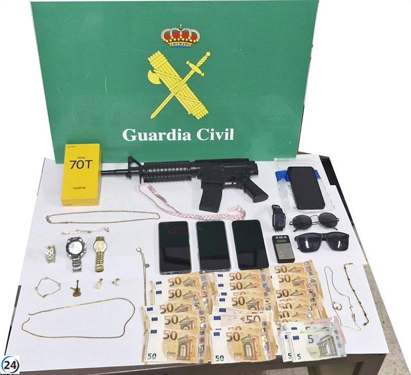 Pareja de Ponteareas arrestada por más de una docena de robos en viviendas.
