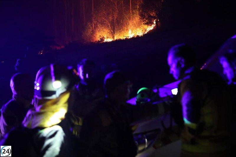 Brigadistas heridos en incendio de Barreiros: dos dados de alta, tres aún hospitalizados.