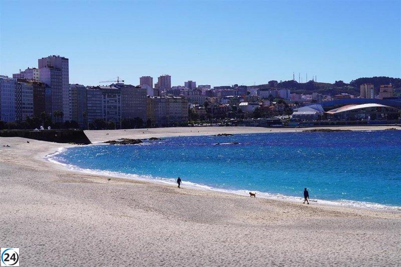 A Coruña establece tasa turística sin problemas, mientras el sector anuncia acciones legales.