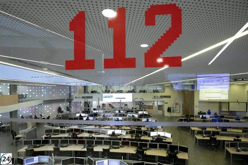 Un operario se lesiona al caer desde más de tres metros en A Coruña.