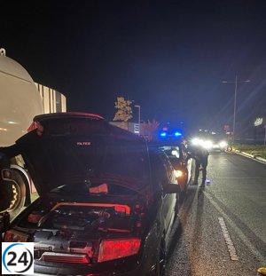 Desmantelan gran concentración de autos en Santiago; 150 conductores bajo denuncia.
