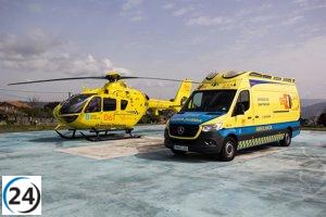 Rescatan a operario de un accidente con fresadora en Boqueixón, A Coruña, mediante helicóptero.