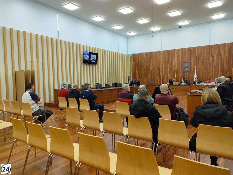 Juicio en Vigo a 11 acusados de construir narcolanchas, con penas de hasta 9 años.