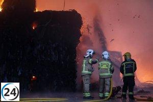 Fuego en Ambigal controlado en Vilalba tras labores de extinción.