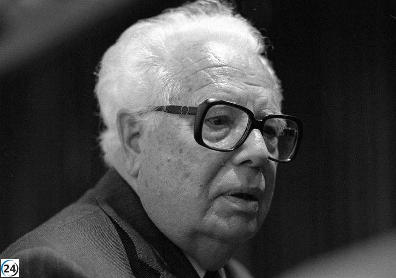 Fernández del Riego, editor y activista conservador, dedicado a modernizar el país y la cultura.