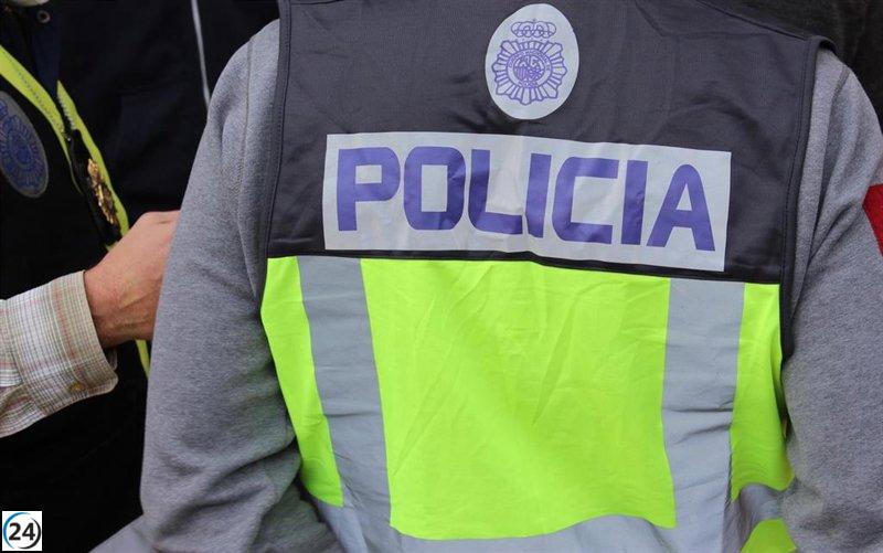 Desmantelan prostíbulo en chalet de Santiago, donde abusaban de mujer discapacitada.