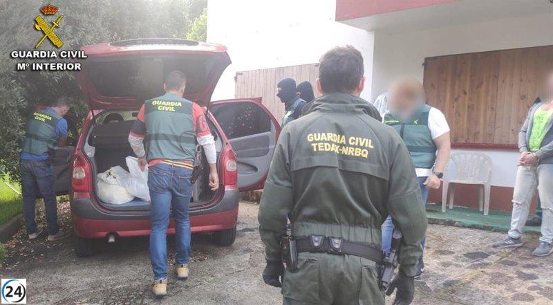 Vecino de Cangas detenido por cuatro robos con explosivos en bancos de Pontevedra.