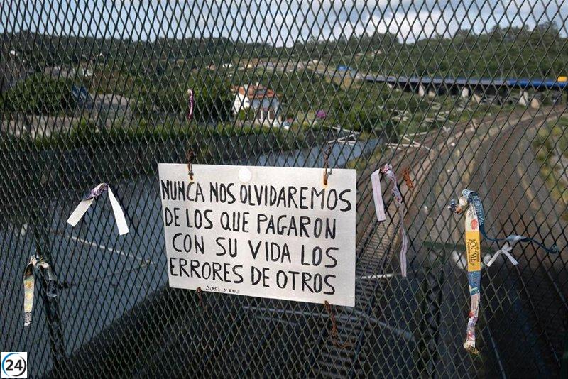 Polémica y reivindicaciones en el 10 aniversario del accidente del Alvia en Angrois