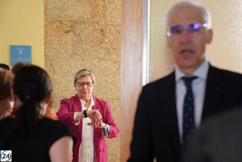 Exconselleiros Conde y Quintana comparecen en el Congreso para revelar sus sueldos, bienes inmuebles e hipotecas.