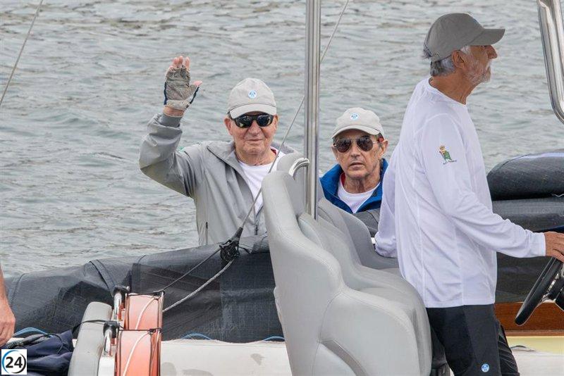 El rey Juan Carlos I regresará a Sanxenxo (Pontevedra) a finales de septiembre tal como prometió.