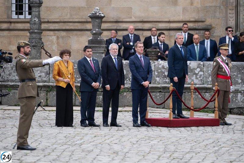 Reunión entre Rueda y Sanmartín aborda la problemática de la presión turística y la capitalidad de Santiago.