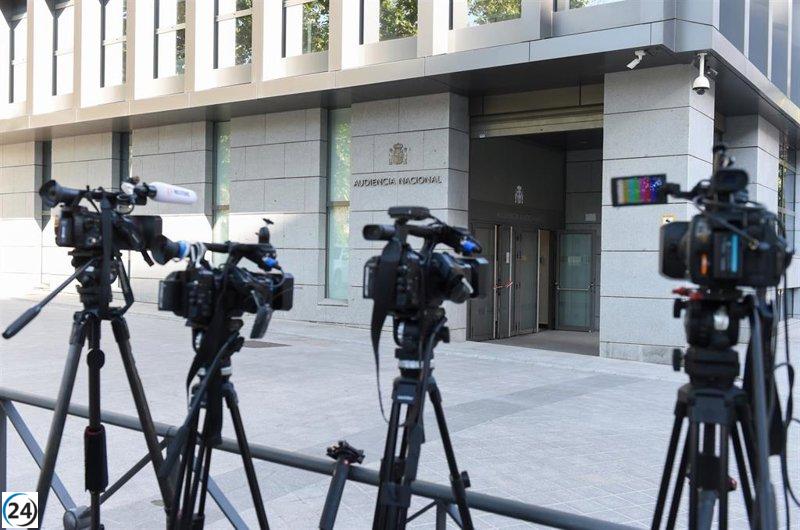 La Fiscalía solicita la condena del clan 'Los Charlines' por adquirir fortuna mediante narcotráfico.