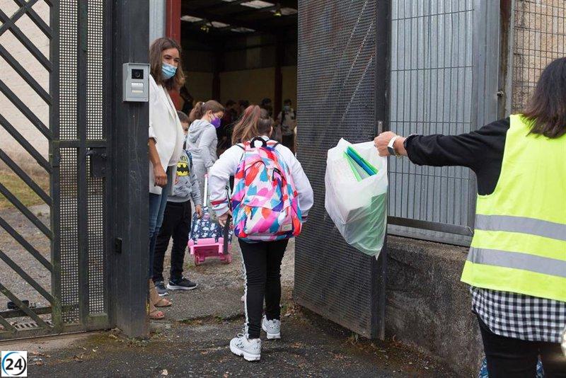 Galicia busca ampliar prohibición del uso de móviles en recreos, comedor y actividades post-navideñas.