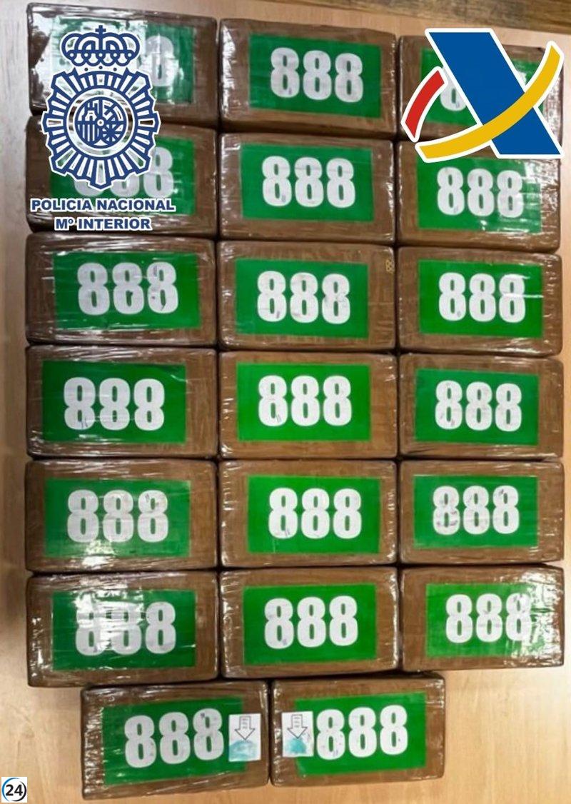 Droga incautada: Más de 20 kilos de cocaína encontrados en contenedor de pescado congelado destinado a empresa viguesa.