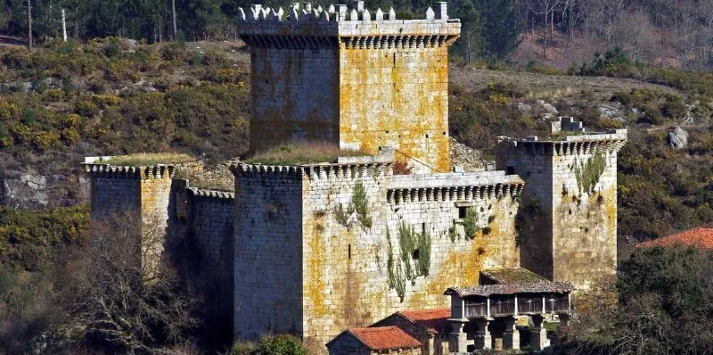 La pintura de castillos y monumentos en Galicia